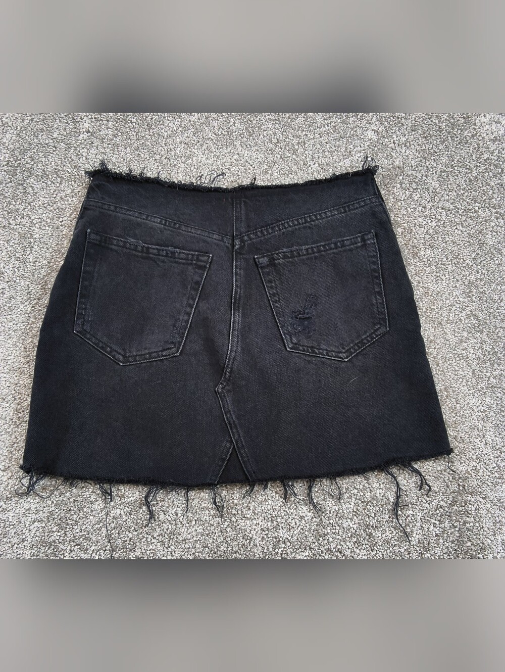 BDG Grunge Punk Distressed Denim Mini Skirt Black Button Fly Raw Hem Size Small - Picture 2 of 5